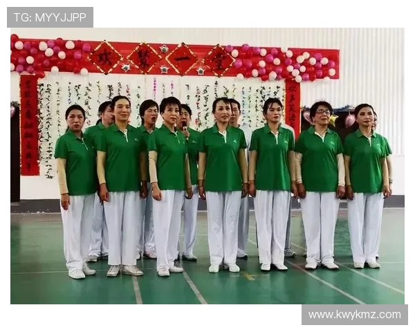 足球明星齐聚一堂谱写梦想之歌让激情与荣耀在音符中交织 足球明星齐聚一堂谱写梦想之歌让激情与荣耀在音符中交织