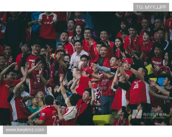 成都足球明星赛精彩回放与球星风采全景回顾